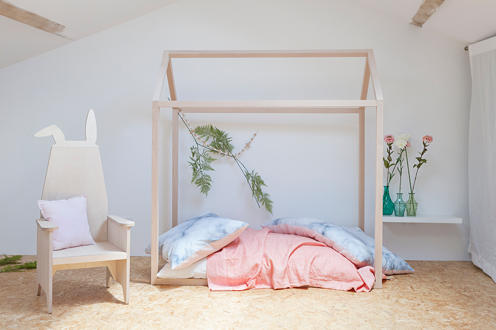 Chambre enfant design Mathy by Bols avec lit tente